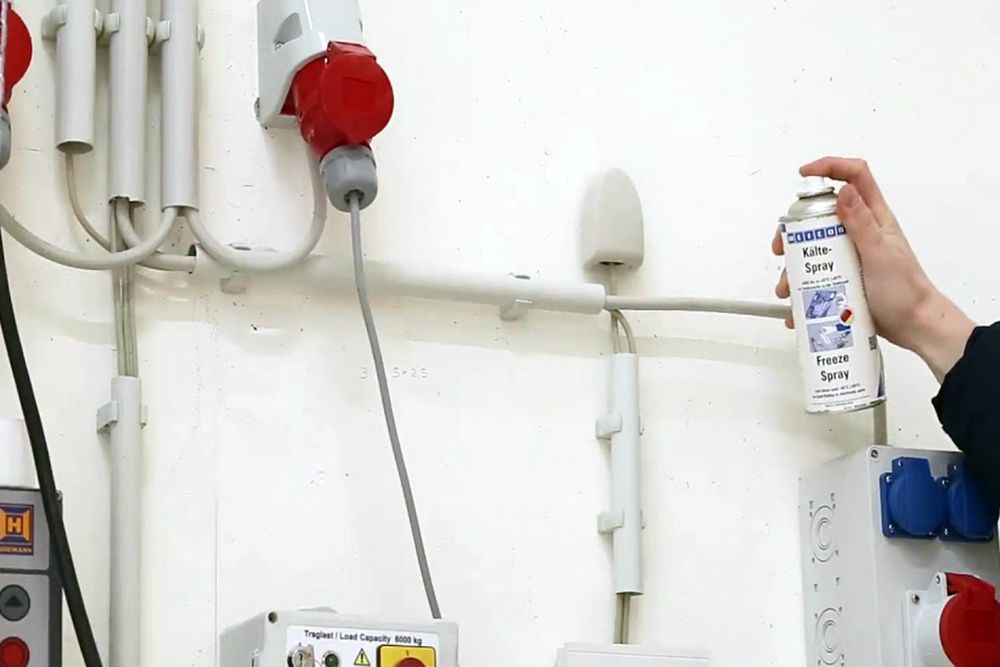 Замораживающий спрей Weicon