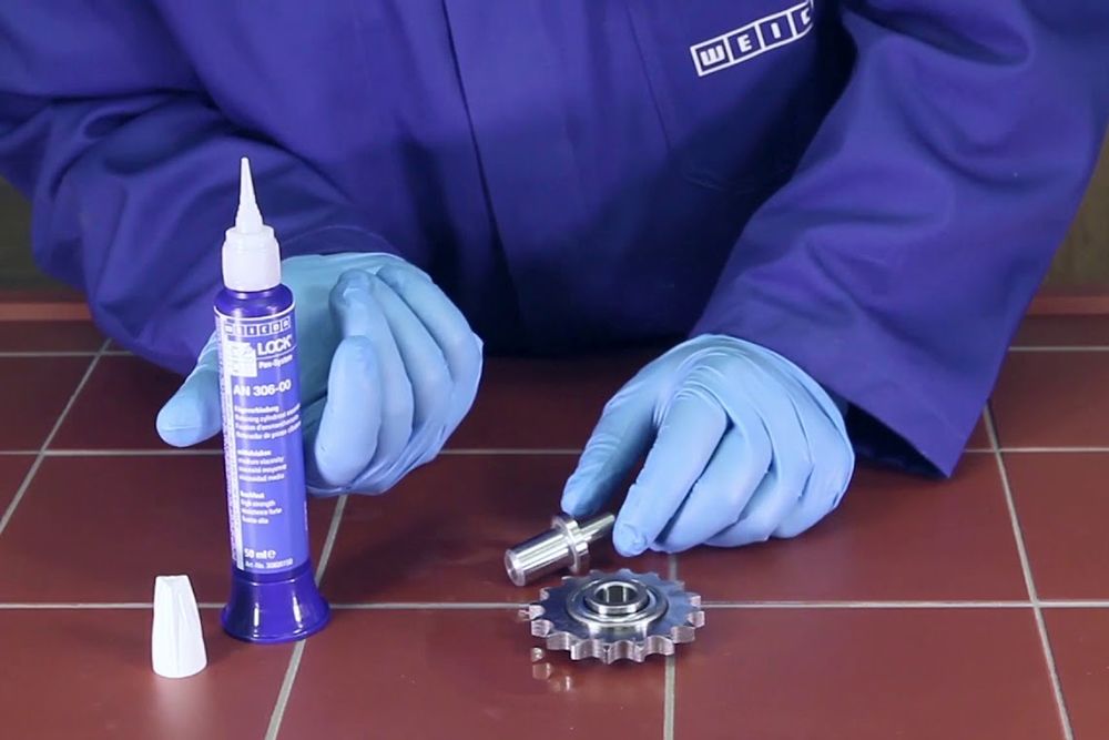 Особые герметики Weicon